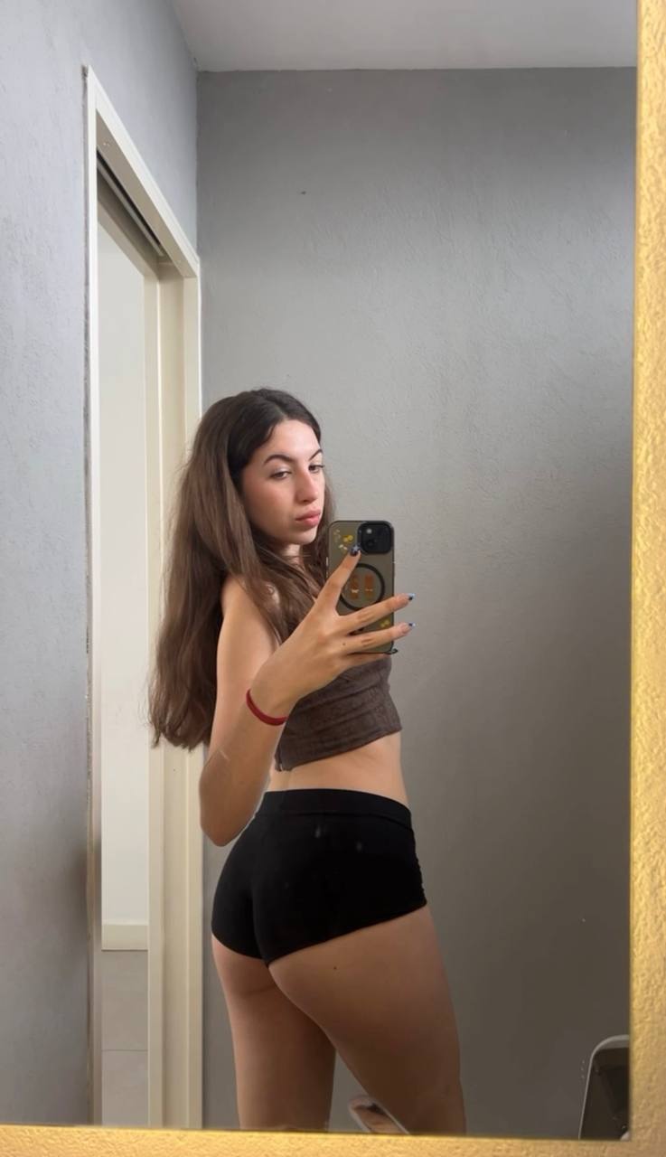 Amber in her underwear in Fortaleza