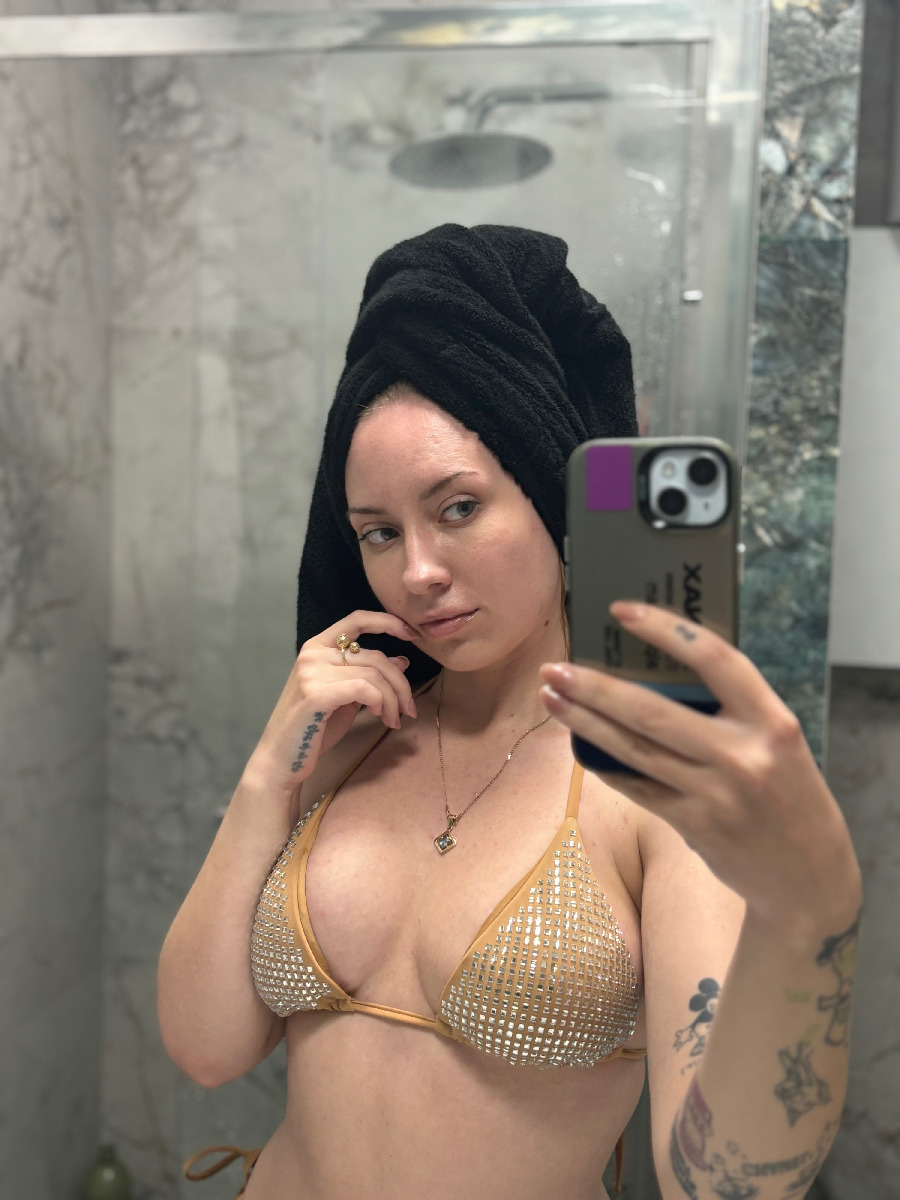 Nude girl KateV in Fortaleza