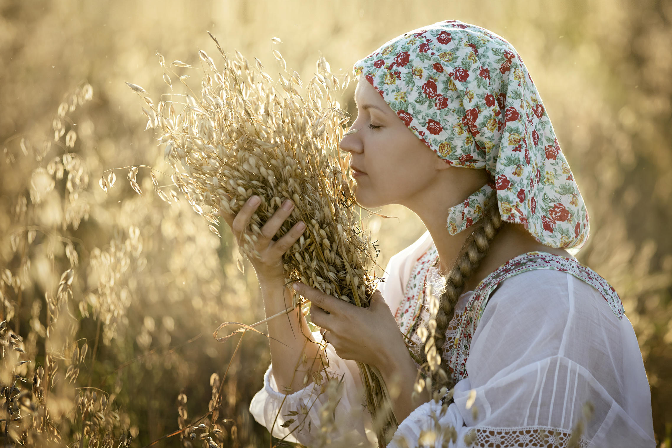 Photo Women in Slavic costumes in Fortaleza